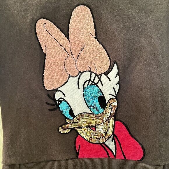 Zara Girls Disney Daisy Duck Sequin Applique Sweatshirt Size 6 - Picture 4 of 14